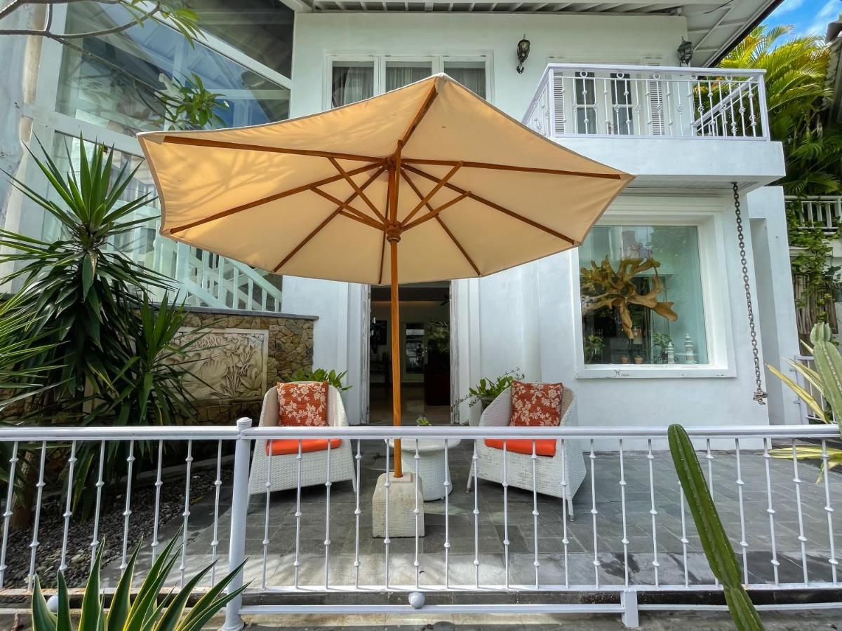 Beach House Canggu - 150M Berawa Beach 외부 사진